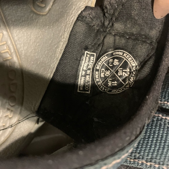 KEEN Navy and Black Adjustable Water Sandals in Men's 12 - Picture 3 of 5